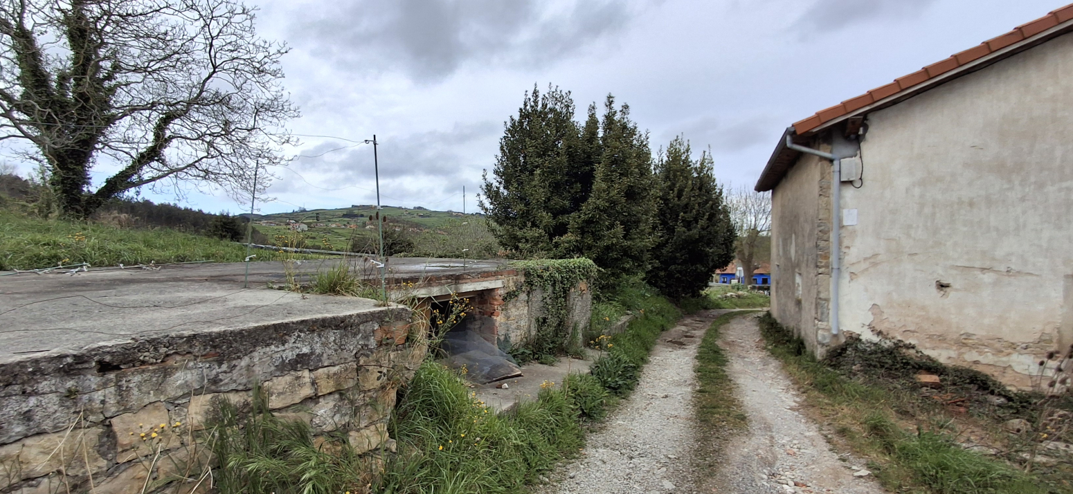 Casa de piedra con jardín en Santillana del Mar: tu refugio con encanto en uno de los pueblos más bonitos de España