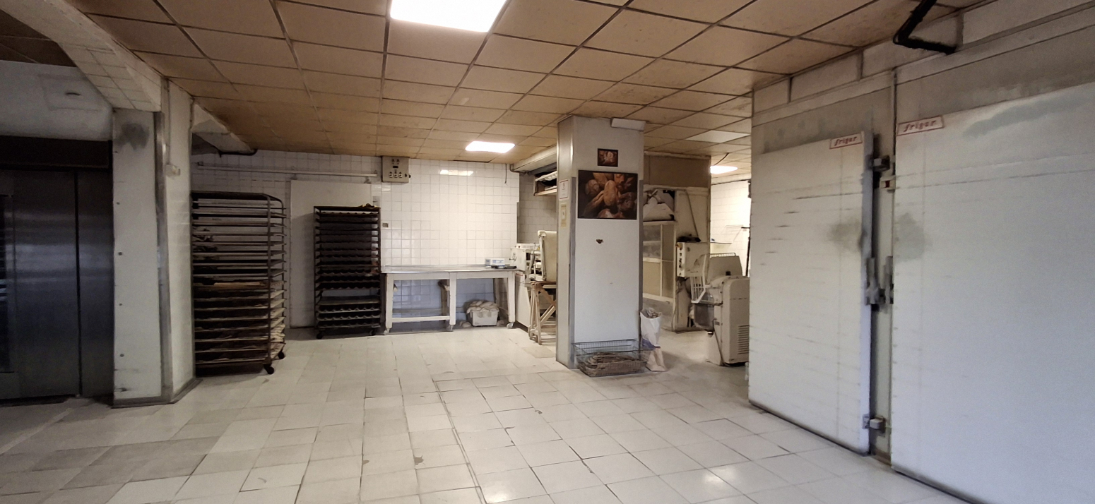 Panadería en funcionamiento en Santillana del Mar: invierte en tradición y ubicación privilegiada
