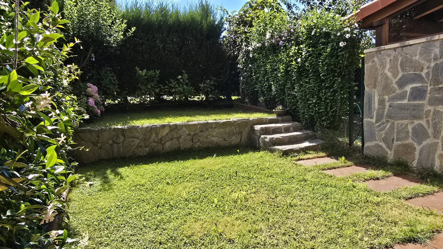 CHALET ADOSADO EN SANTILLANA DEL MAR