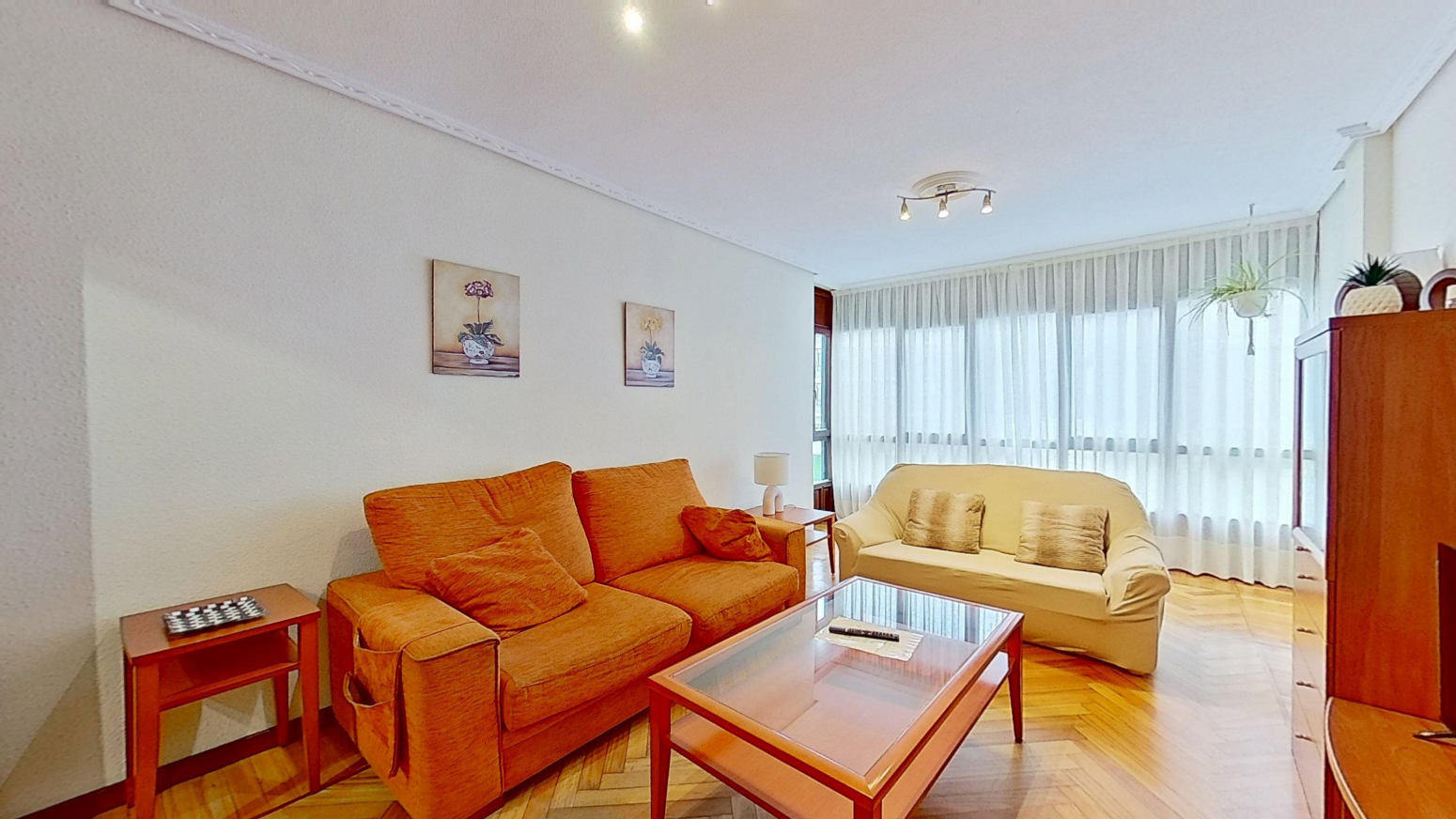 PISO EN EL CENTRO DE SUANCES