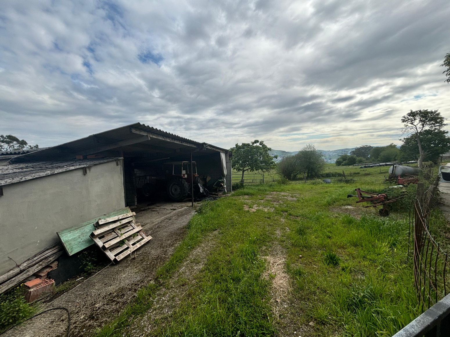 TERRENO EN VENTA VIVEDA SANTILLANA DEL MAR