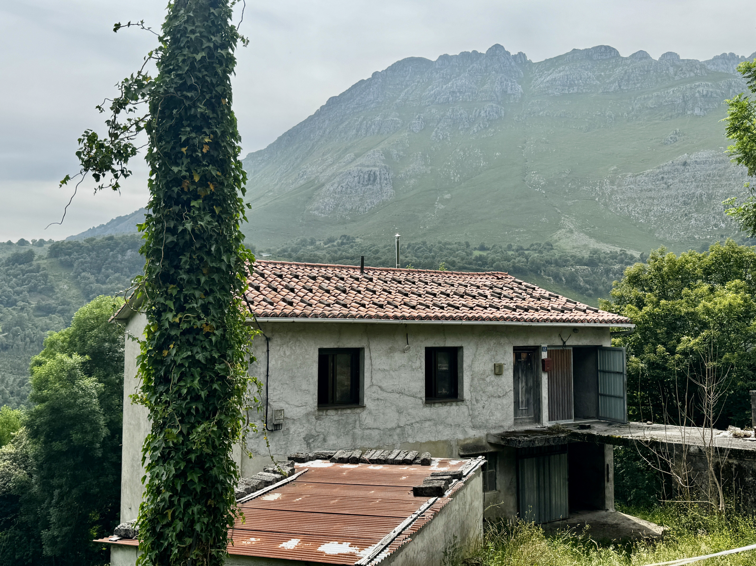 🏡 Oportunidad en Socueva ? Arredondo, Cantabria 🏔️