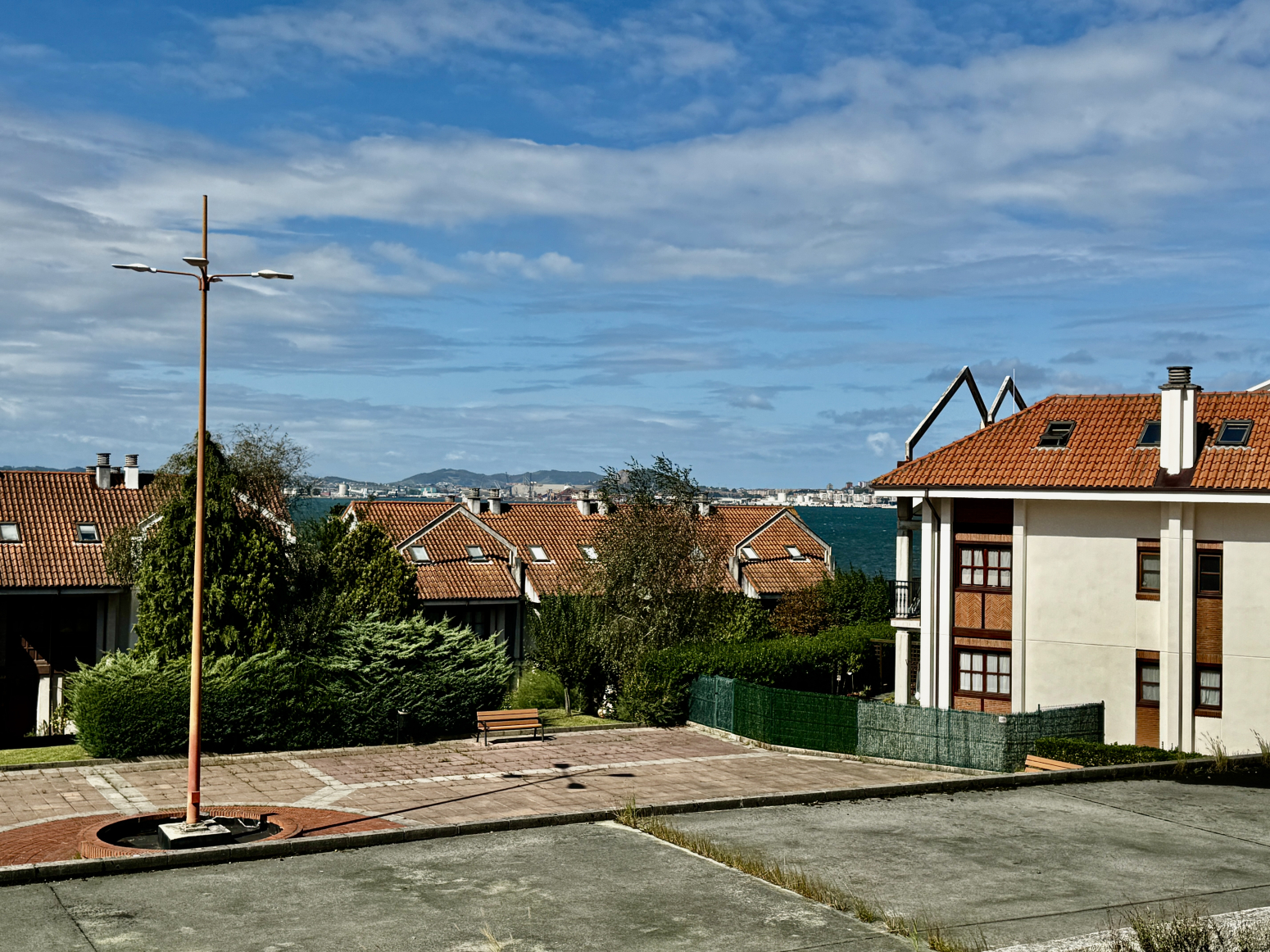 Apartamento en planta baja con vistas al mar en Pedreña (Marina de Cudeyo, Cantabria)