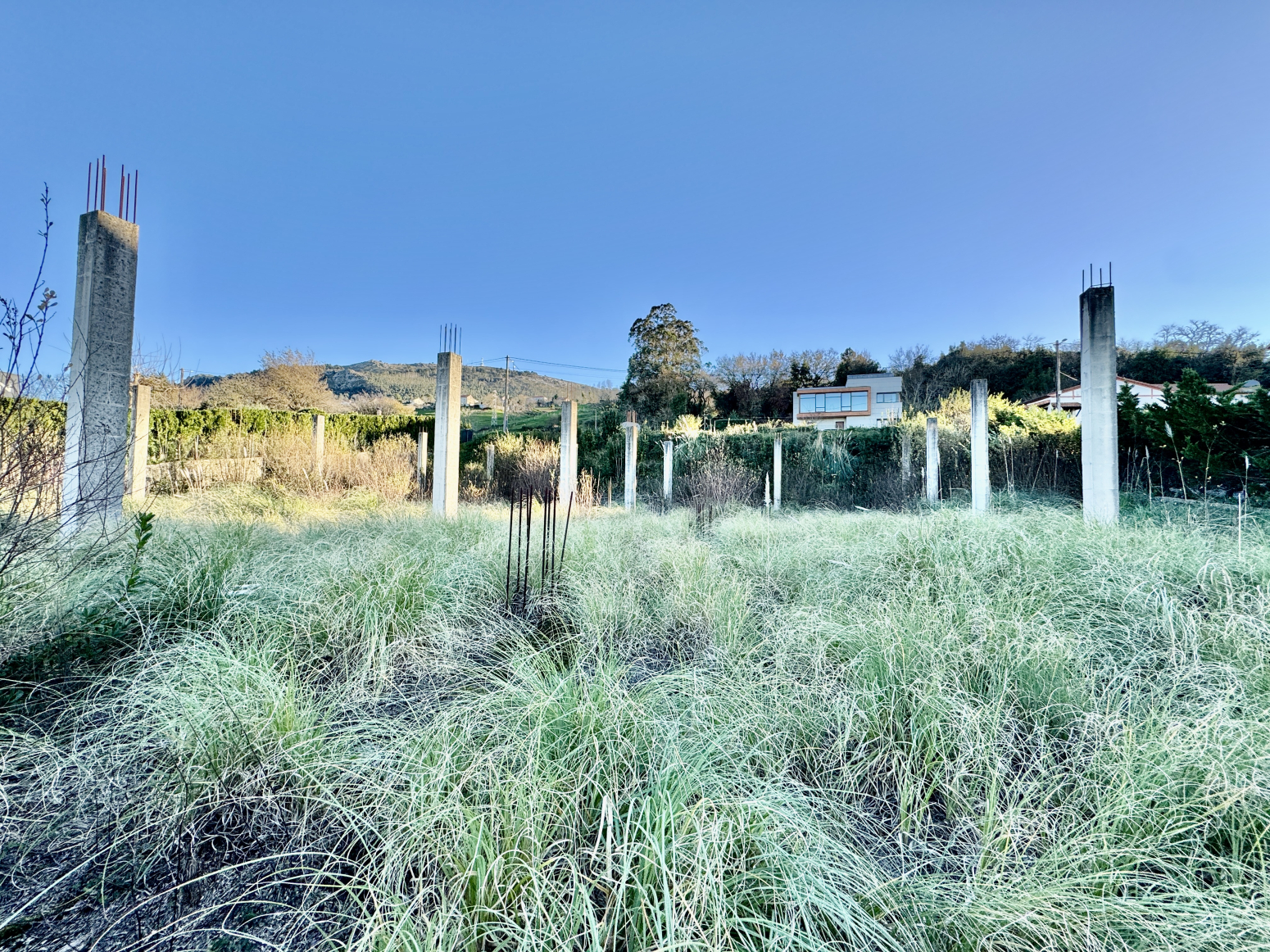VENTA DE PARCELA URBANA EN HERAS DE 3.668 M2