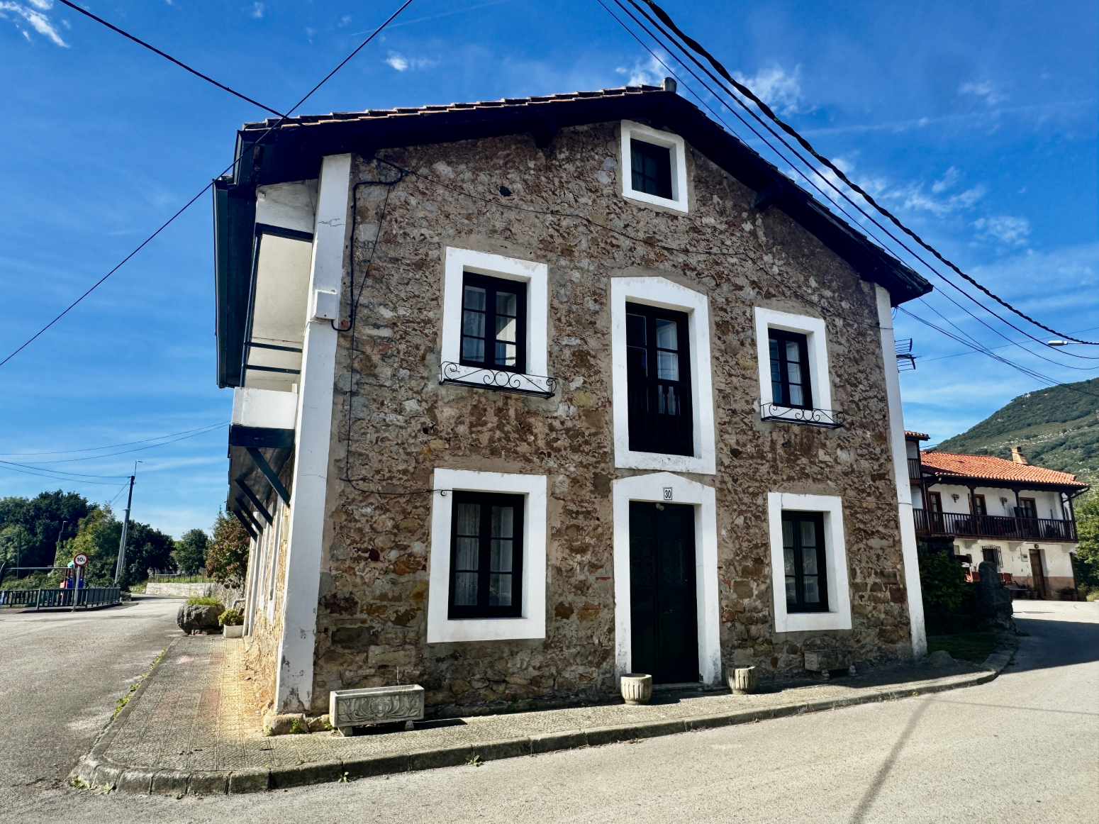 CASA EN VENTA EN SAN VITORES
