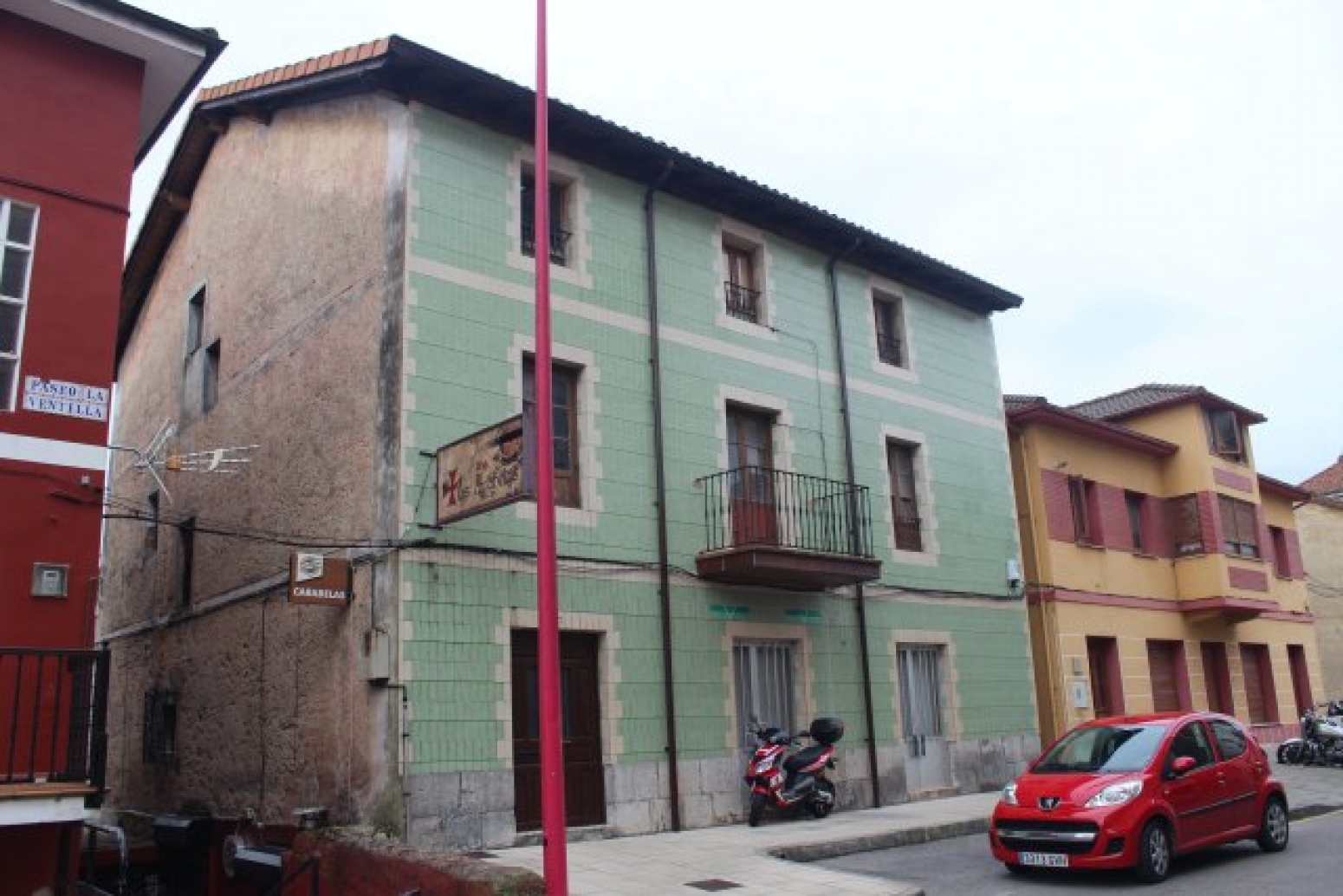 LOCAL EN VENTA EN SOLARES (CANTABRIA)