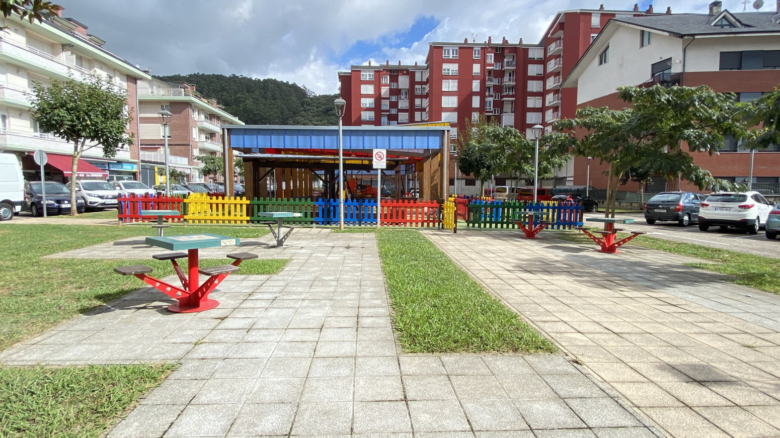 APARTAMENTO A ESTRENAR EN Bº LA RAÑADA-EL BOSQUE-ENTRAMBASAGUAS