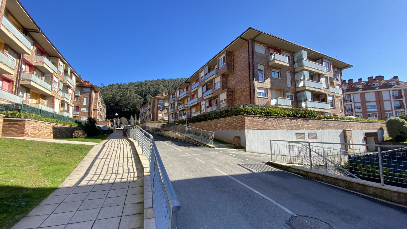 PISO DE 2 HABITACIONES Y TERRAZA EN MONTESOL - LA RAÑADA - EL BOSQUE