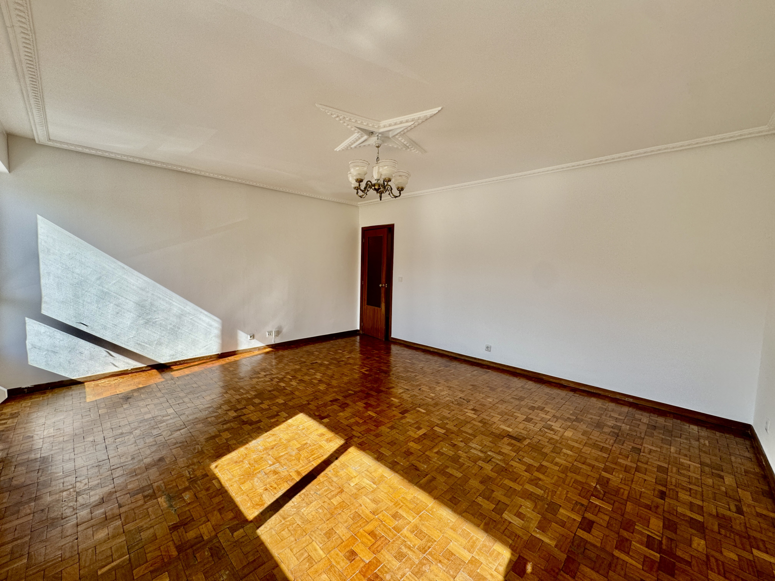 PISO EN VENTA EN LA CAVADA