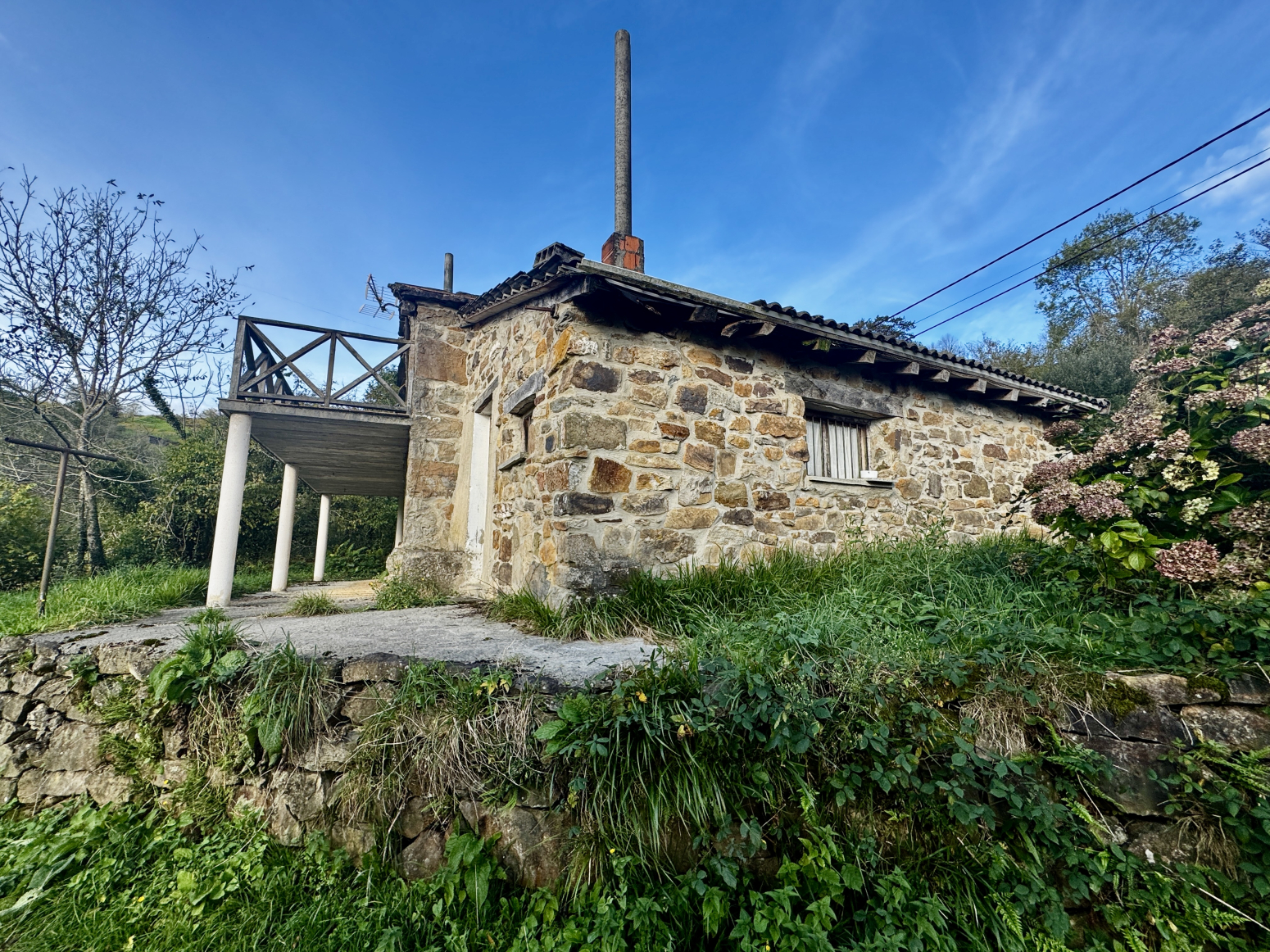 ENCANTADORA CABAÑA PASIEGA EN SAN ROQUE DE RIOMIERA