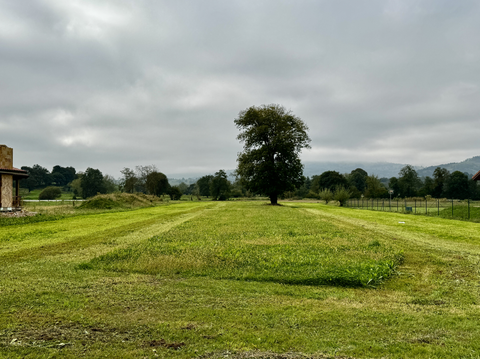 Parcela urbana en Saro (Cantabria) ? 4.686 m² llanos y soleados, con posibilidad de 2 viviendas unifamiliares