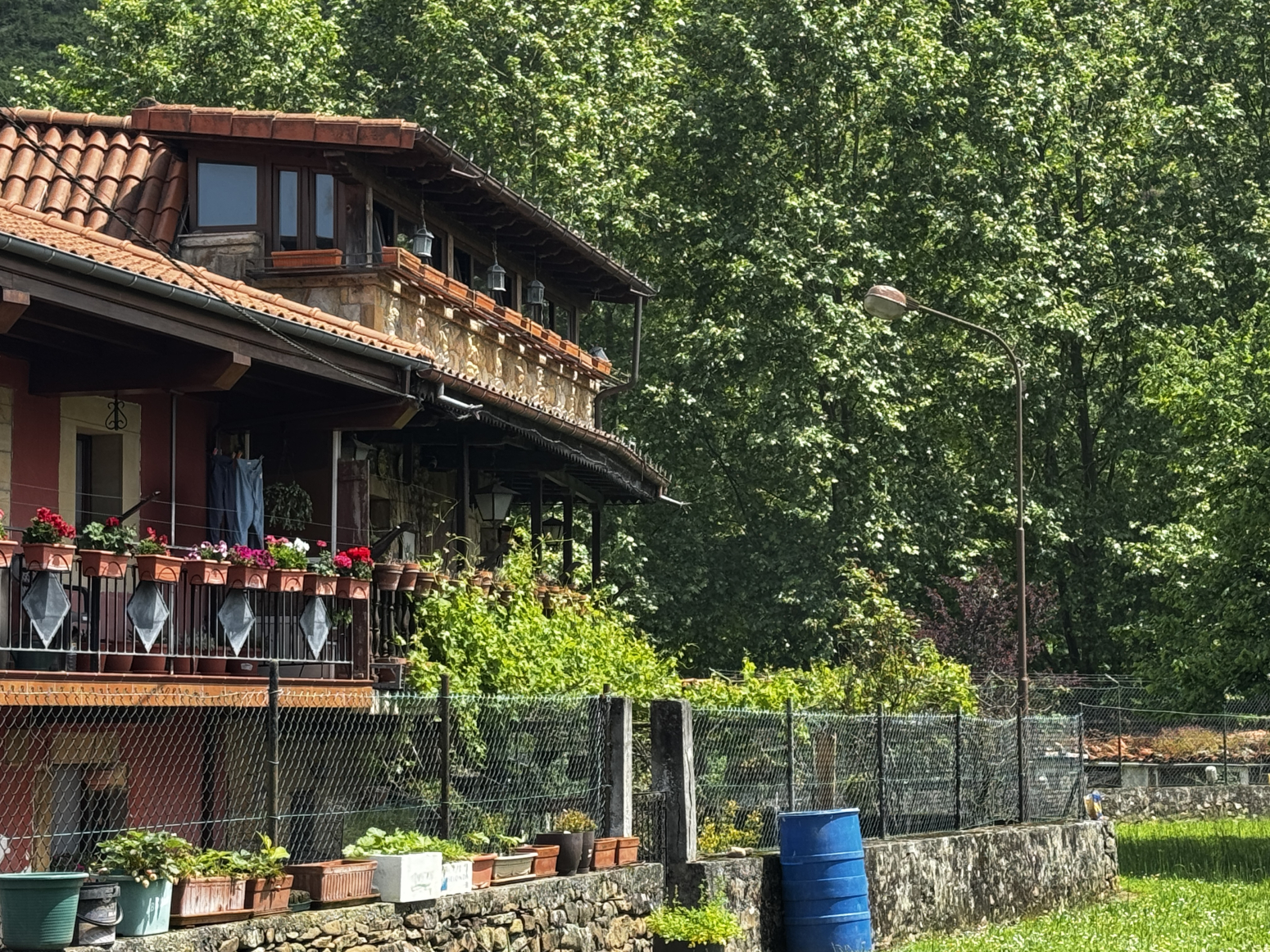 CASA DE PIEDRA EN BÁRCENA DE VILLACARRIEDO