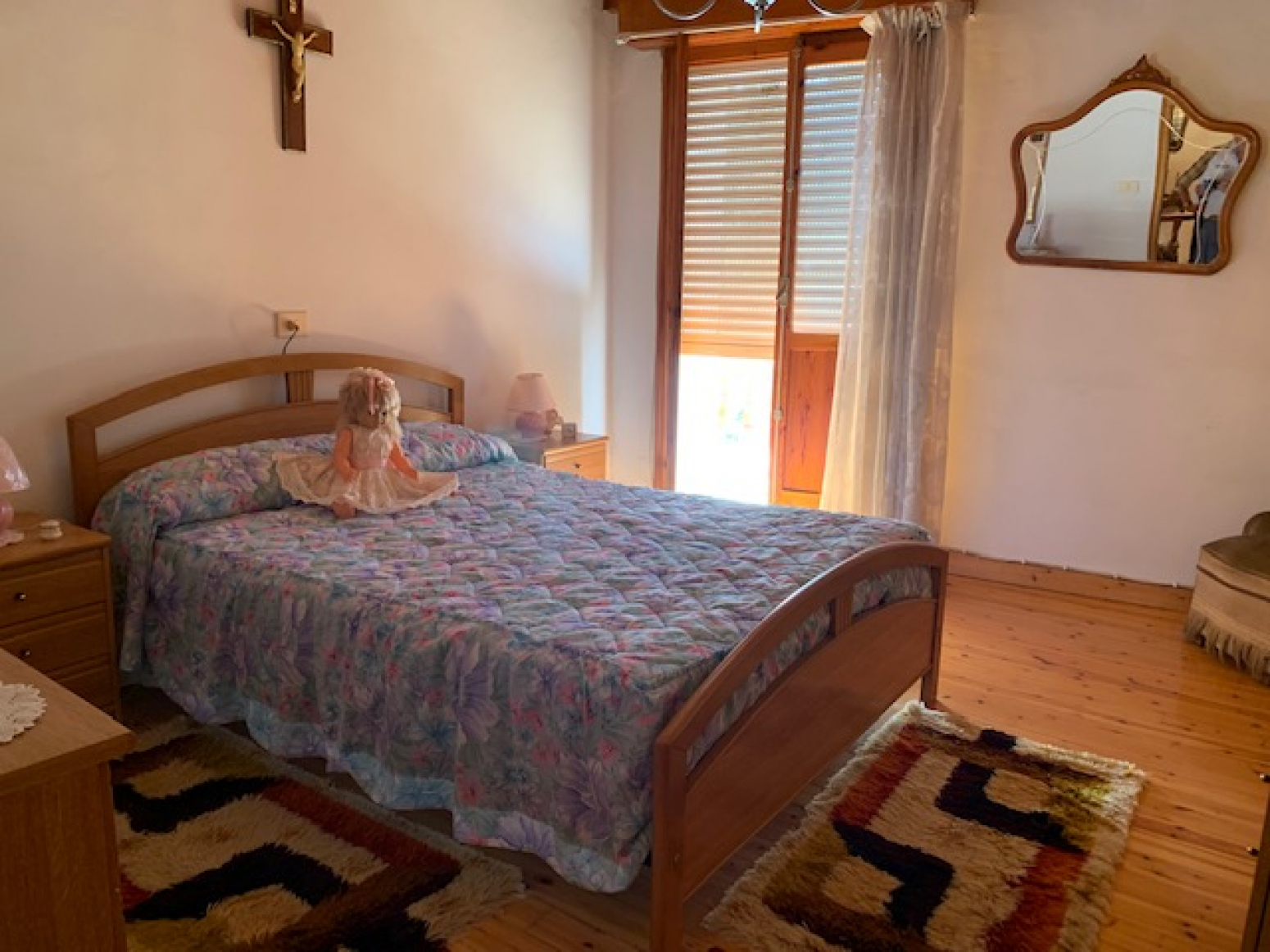 CASA EN VALDERÍAS, BURGOS