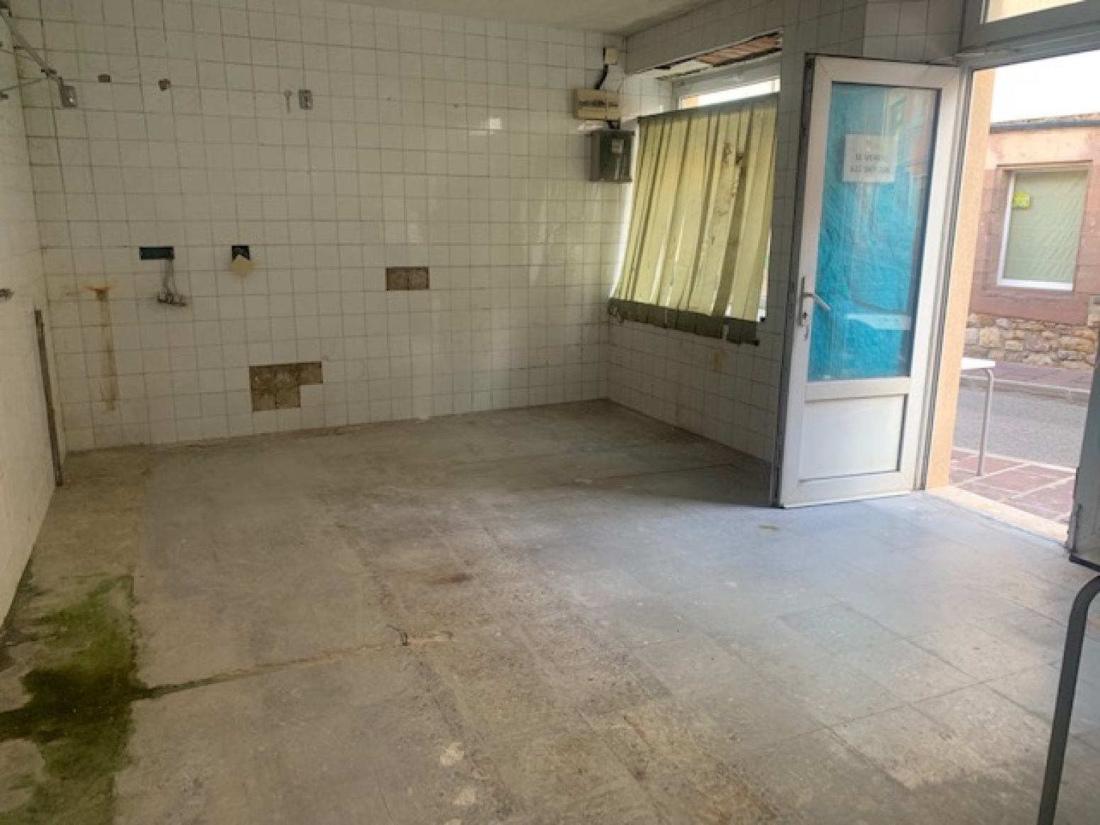 Local en Barruelo de Santullán