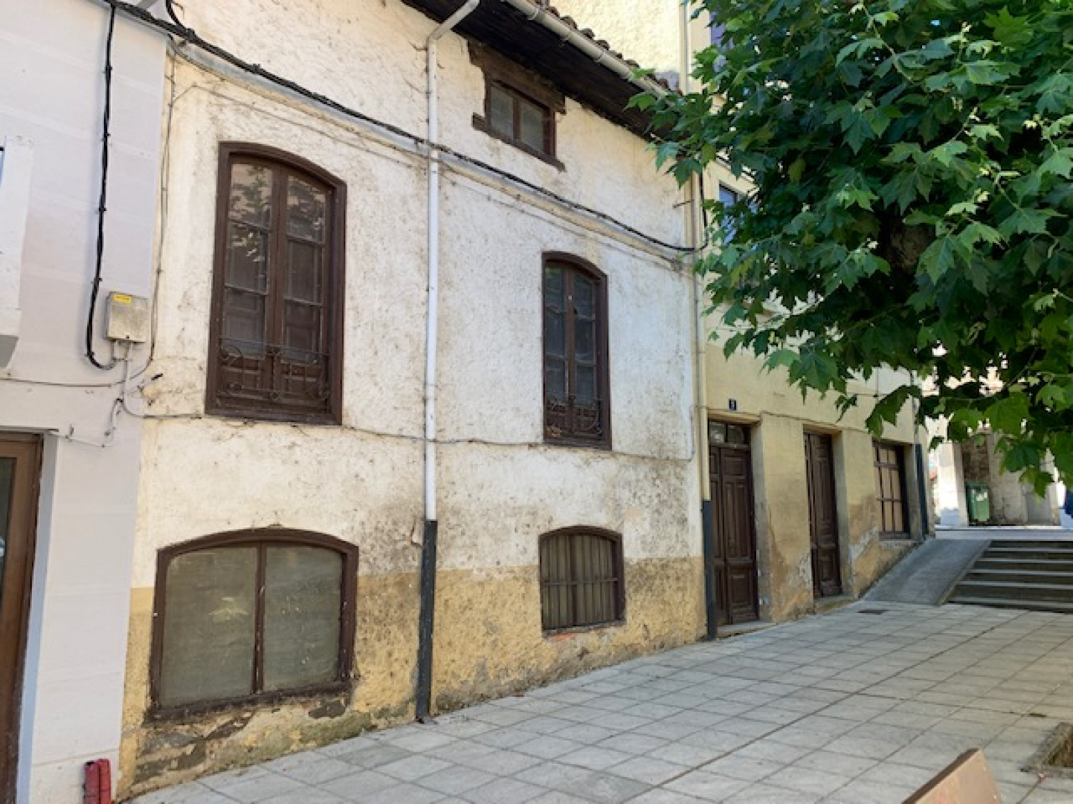 Edificio en Cervera de Pisuerga