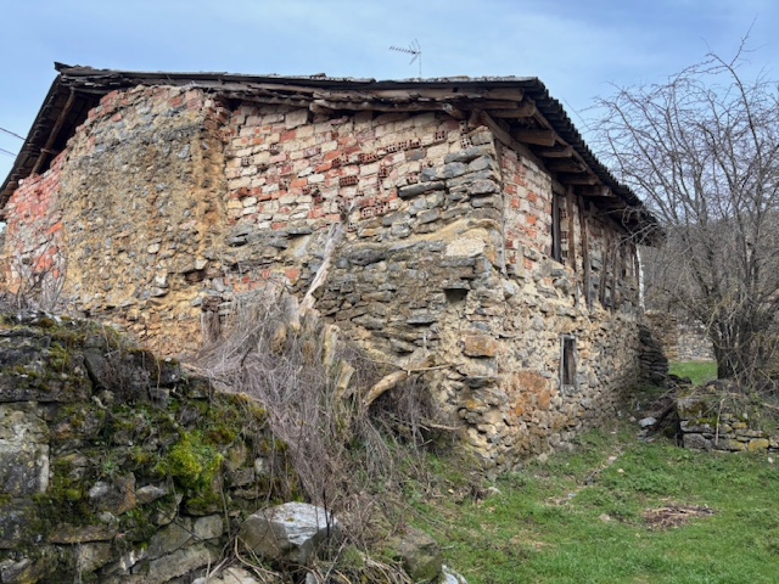 Solar en San Martin de los Herreros