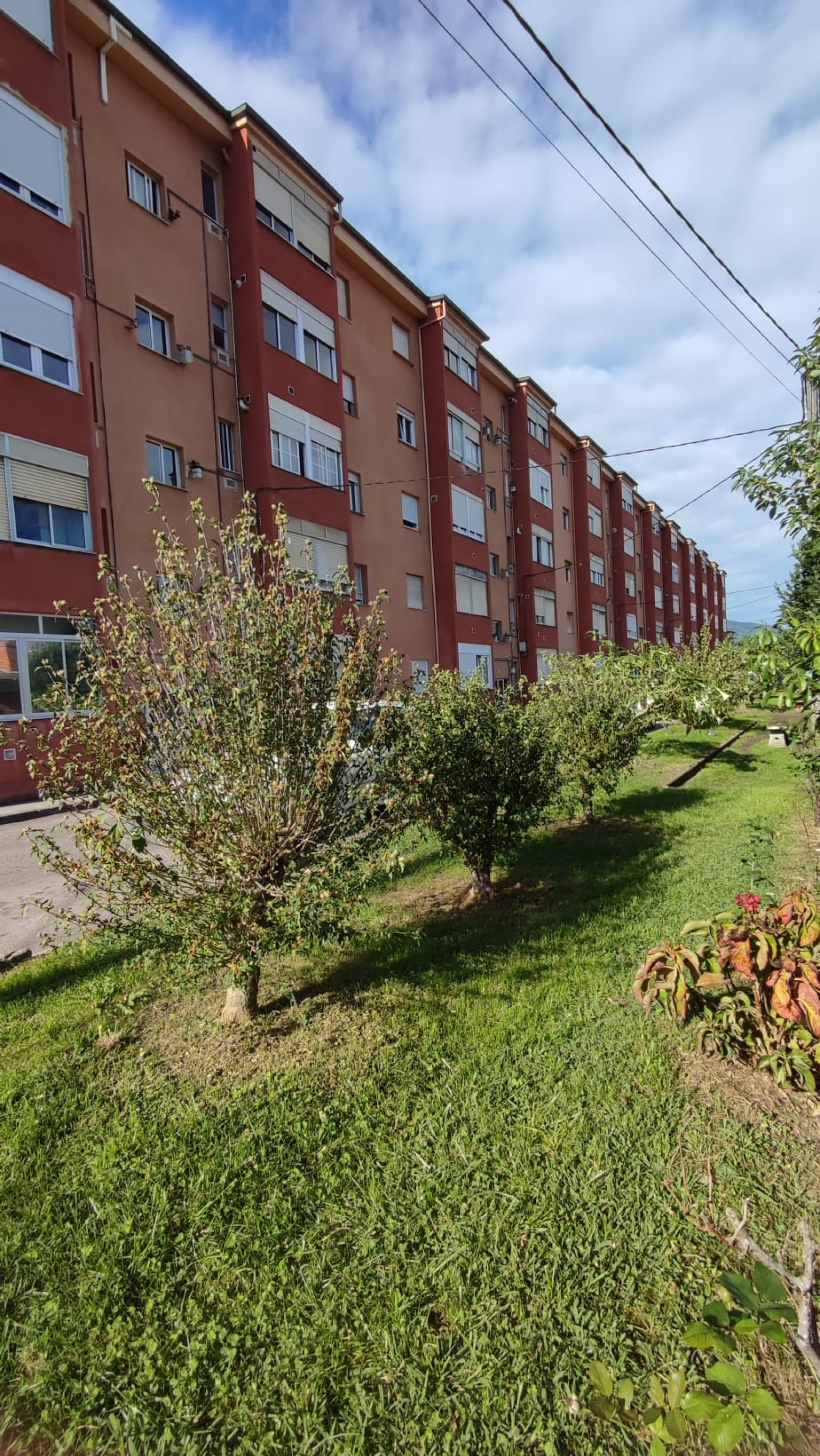 Piso luminoso de 3 habitaciones en Los Corrales de Buelna