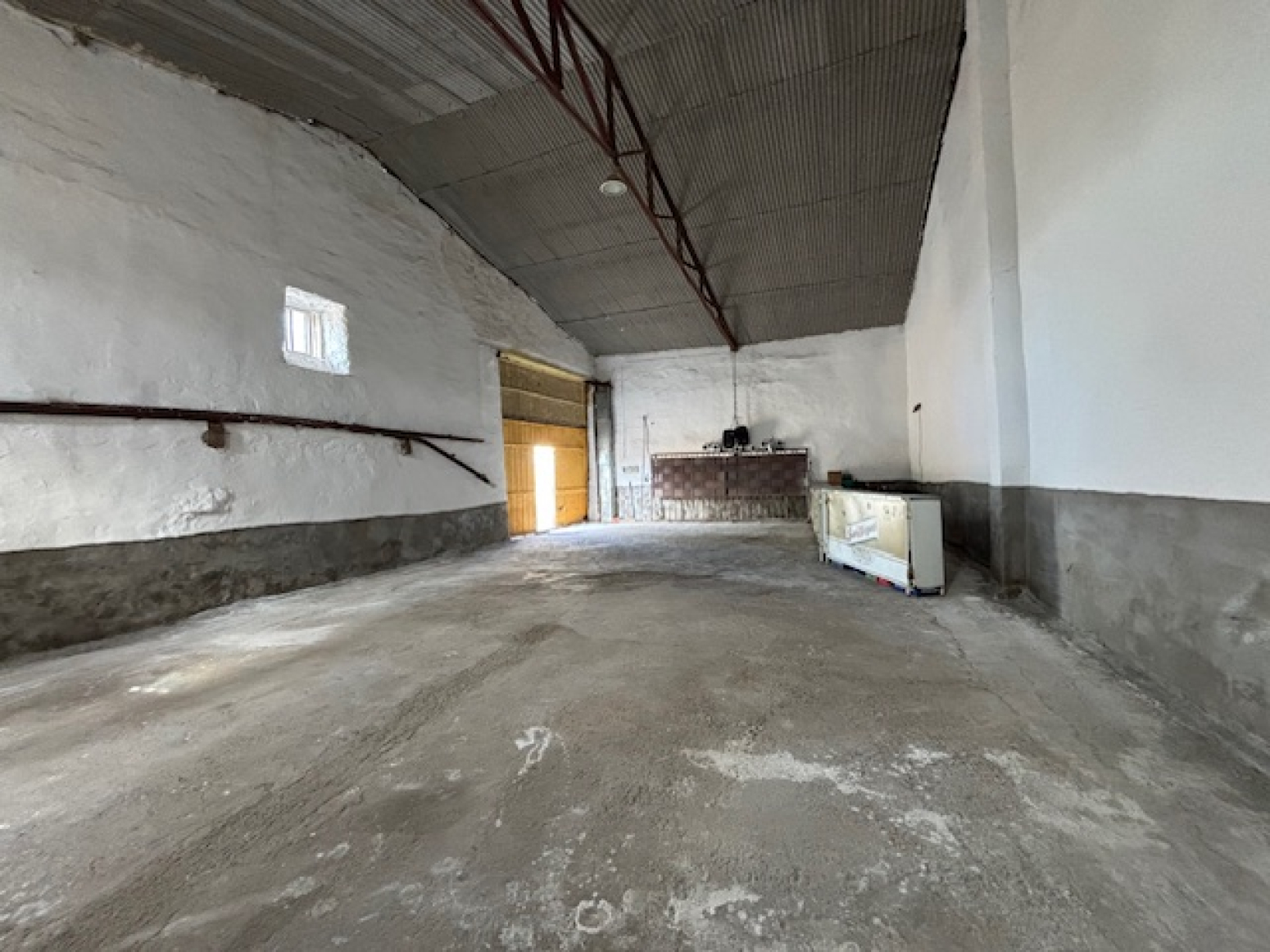 Nave en Sargentes de la Lora