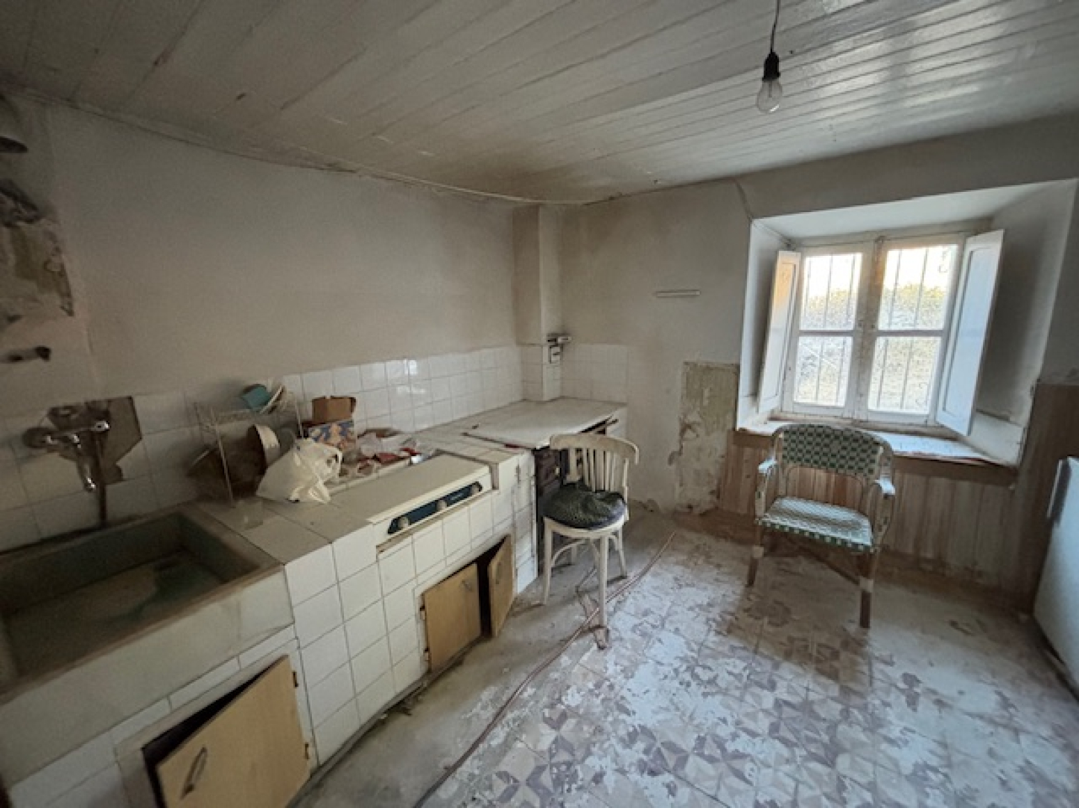 Casa y cuadra en El Haya, Valdeolea