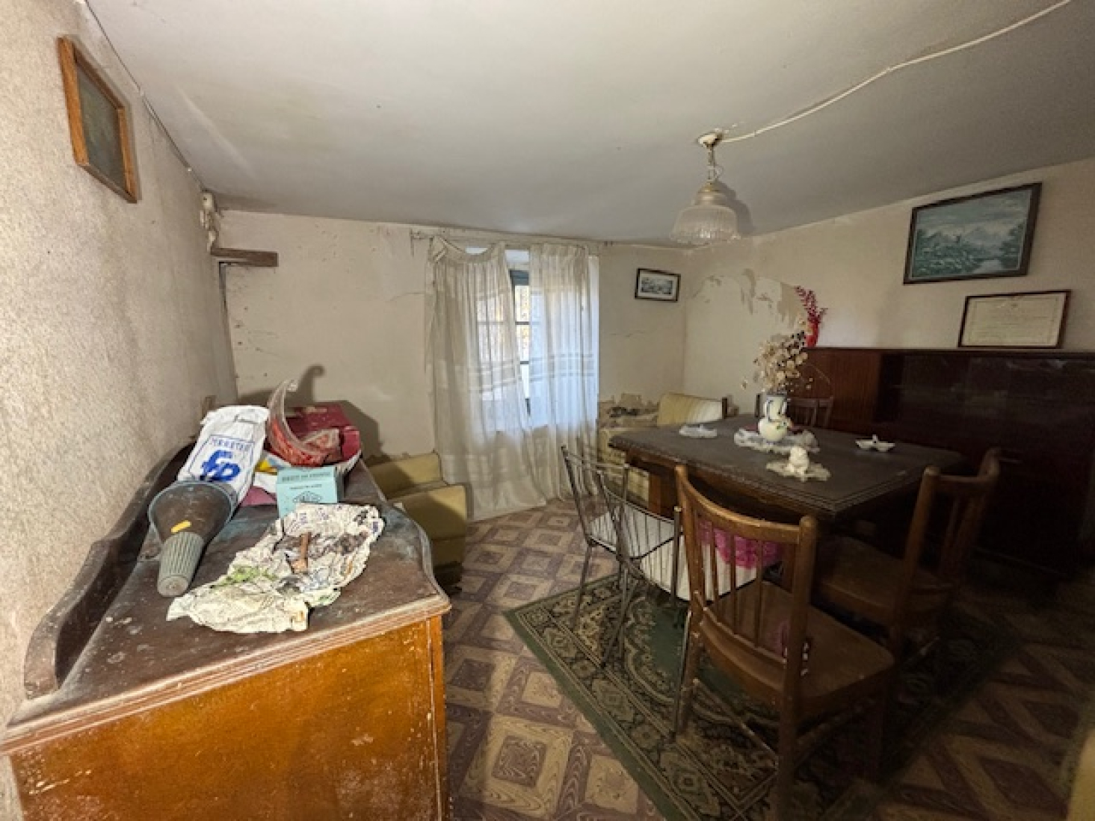 Casa y cuadra en El Haya, Valdeolea