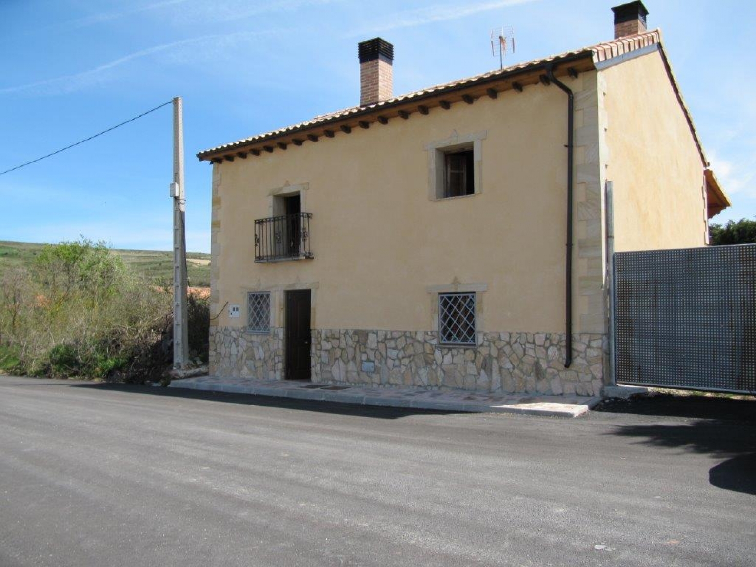Casa + finca en Llanillo de Valdelucio