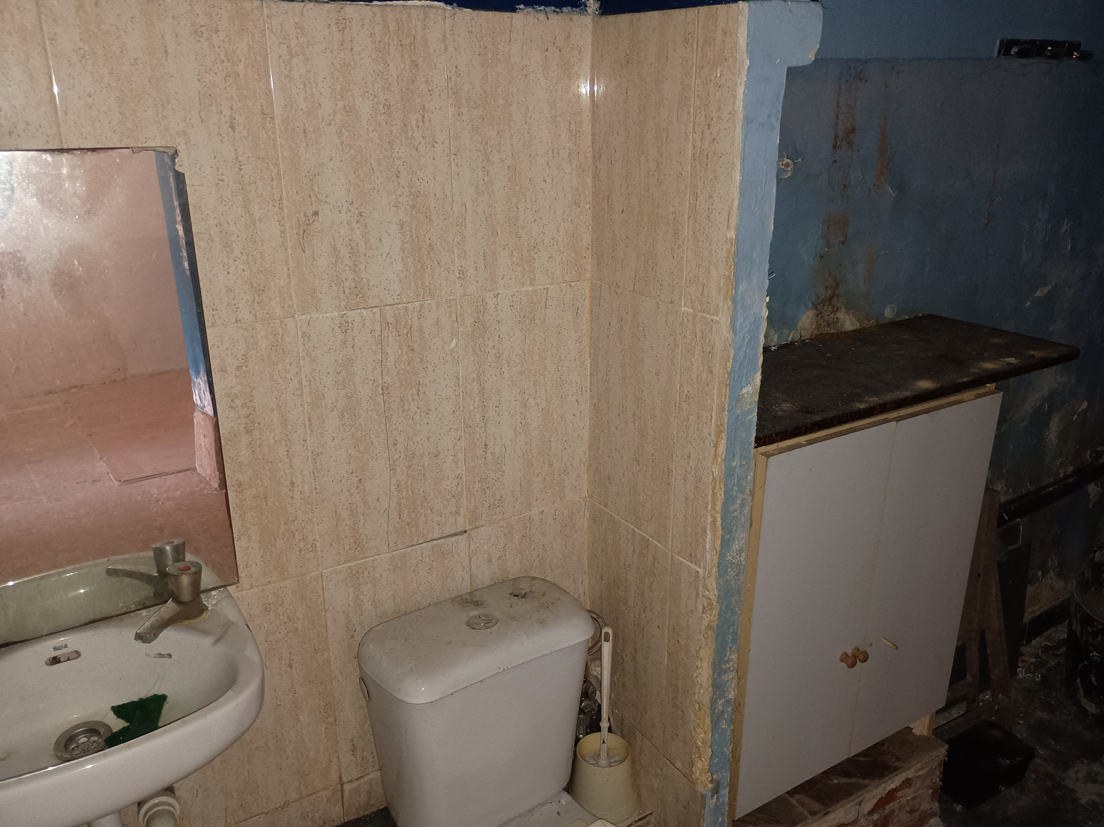 OPORTUNIDAD!!! LOCAL PARA HACER VIVIENDA O COMERCIO