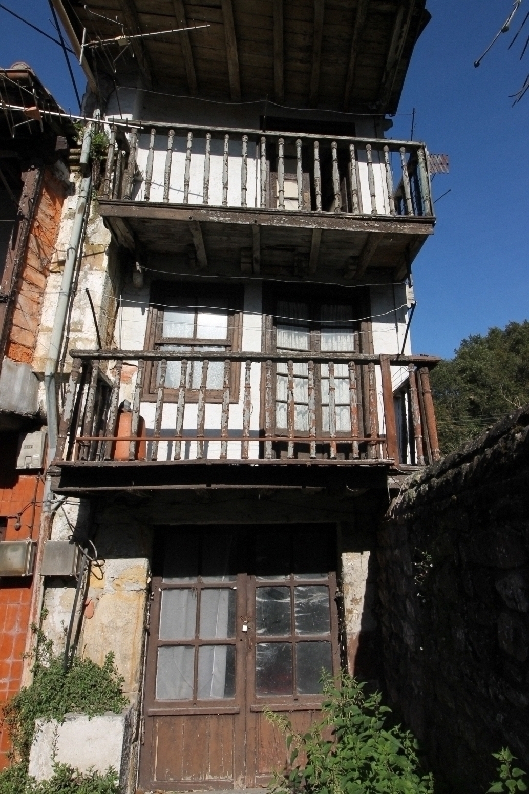 CASA EN CABEZÓN DE LA SAL