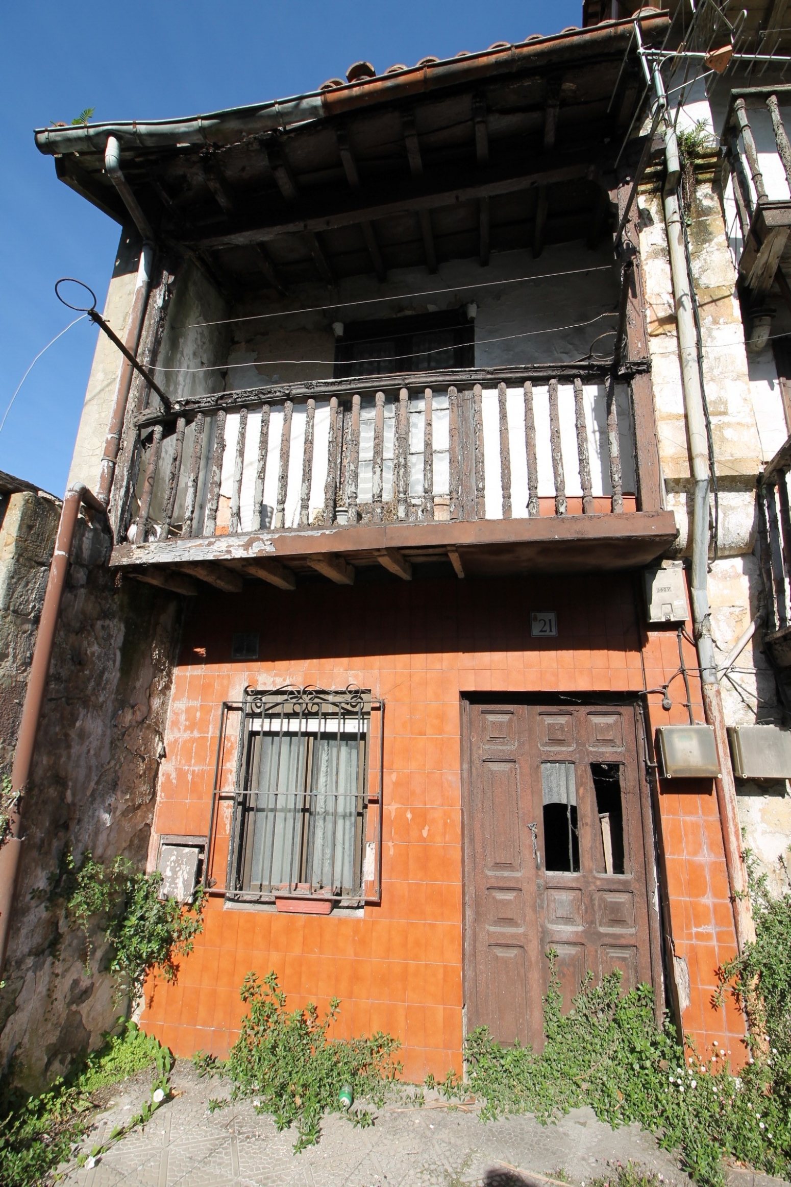 CASA EN CABEZÓN DE LA SAL
