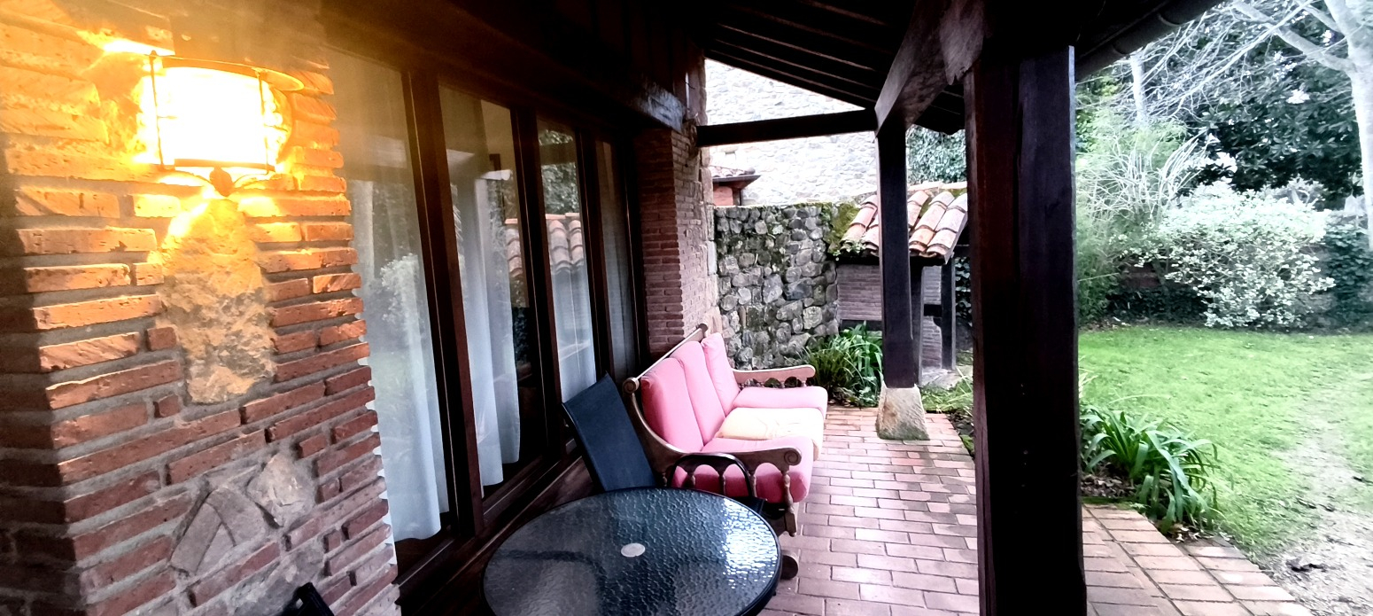 CASA DE PIEDRA PAREADA CON JARDIN EN ONTORIA