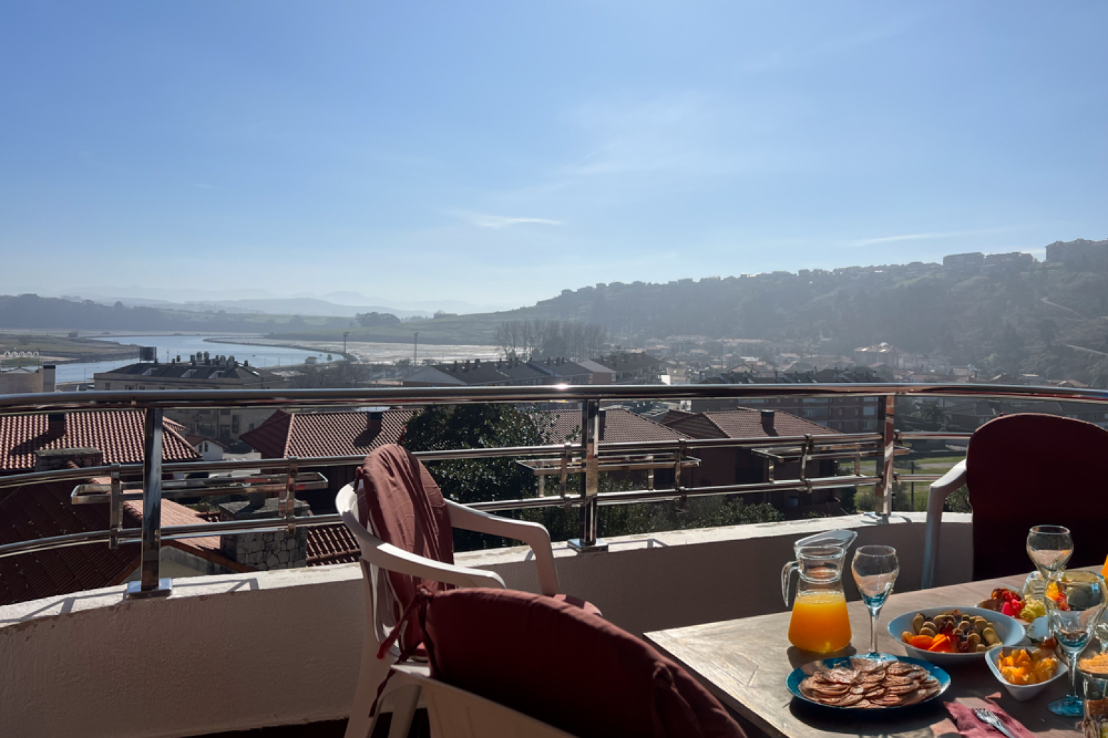 Piso en venta en Suances ? 94 m² en Bajada al Puerto con terraza y vistas espectaculares a la costa