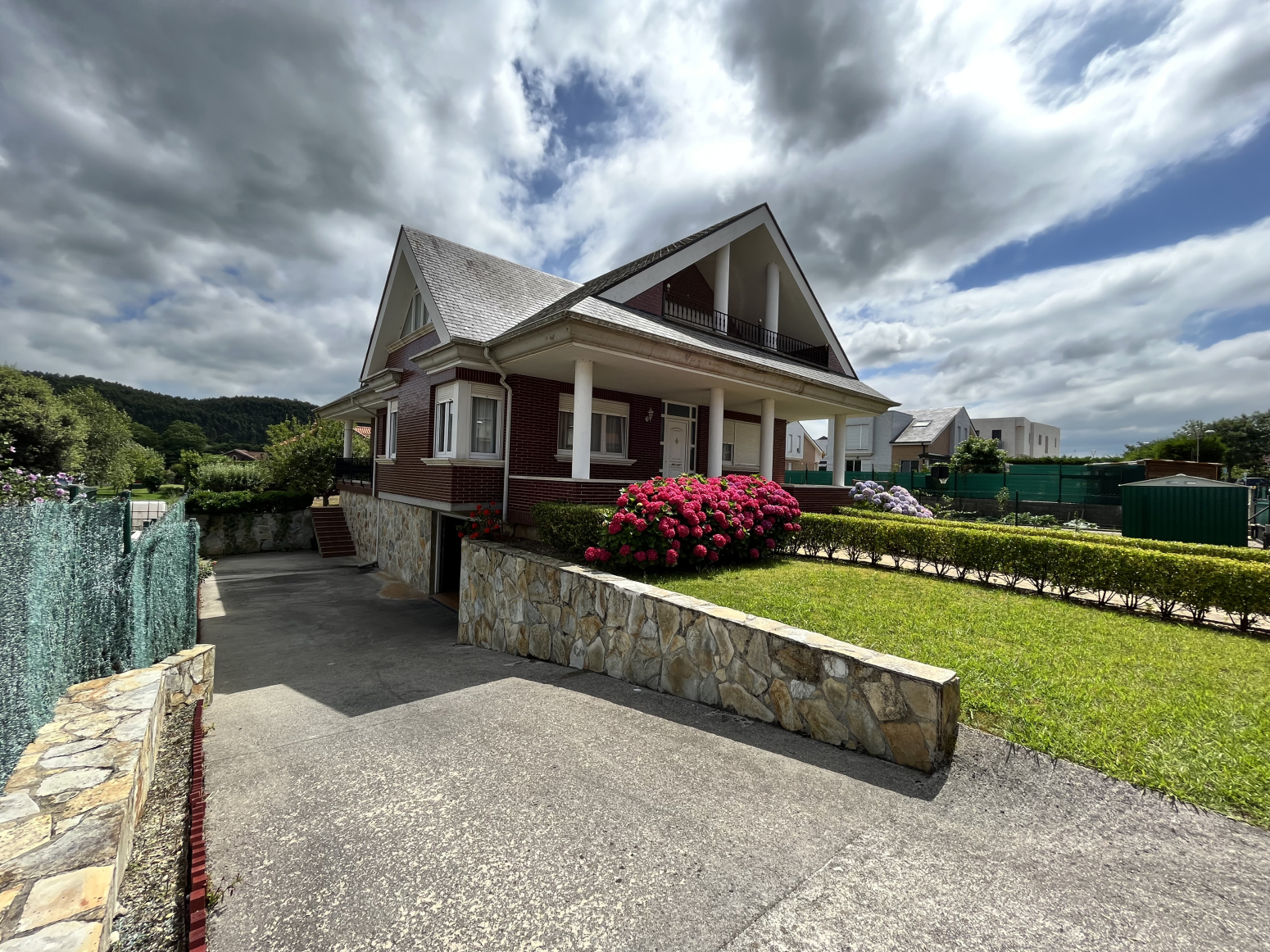 casa independiente buen estado en Parbayon