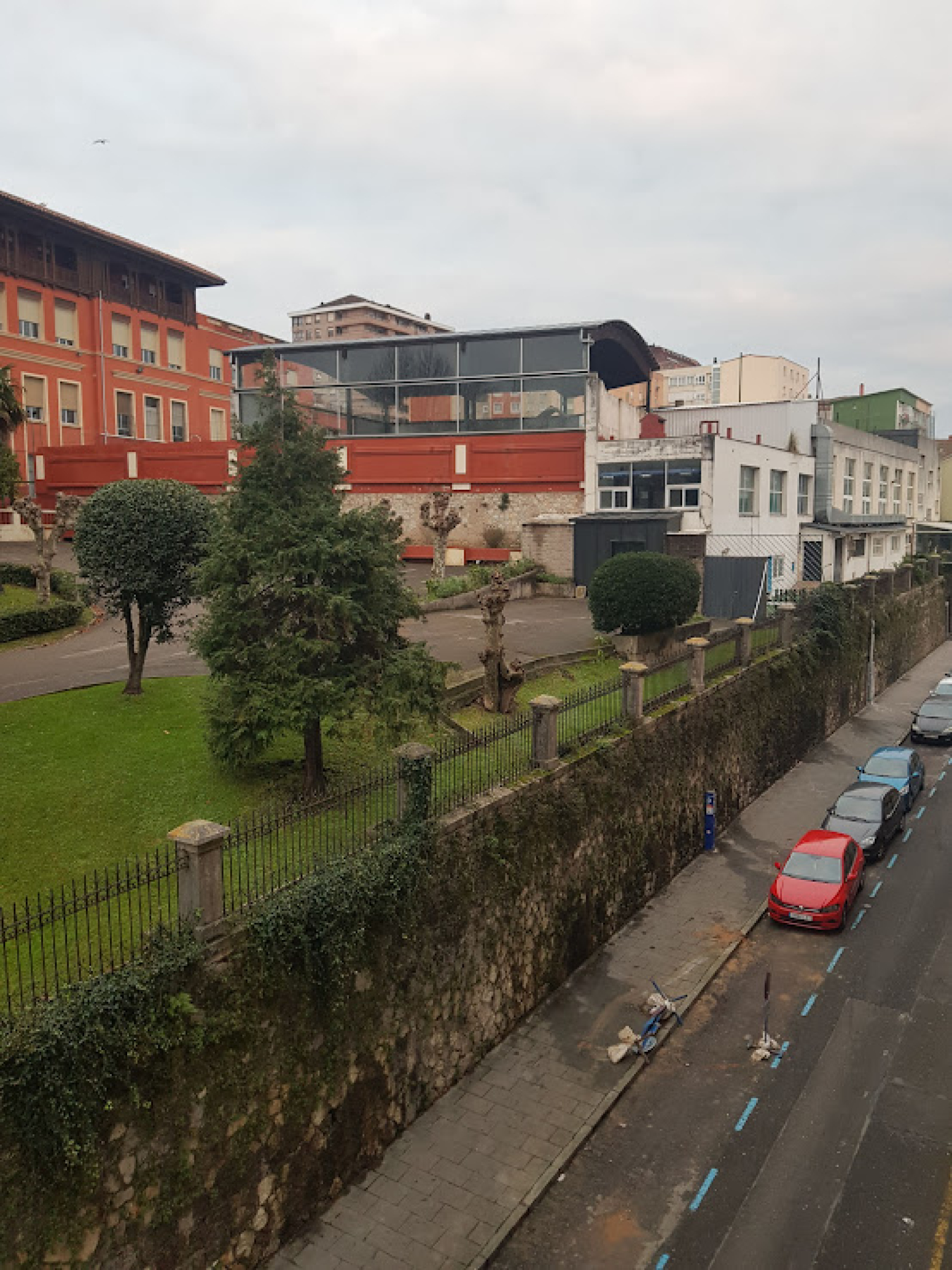 Piso en alquiler para Fijo en calle Juan de la Cosa junto Puertochico