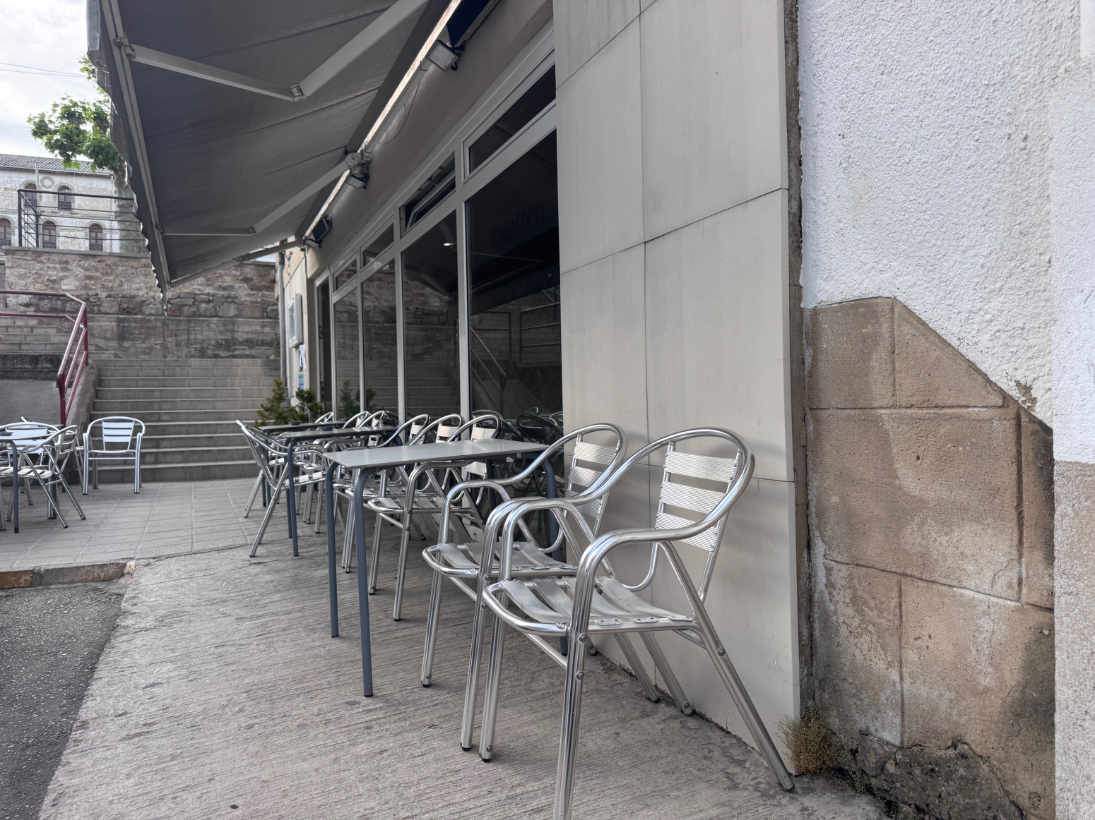 Hospedaje y bar restaurante
