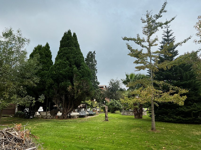 Espectacular casona de piedra con jardin en Camargo