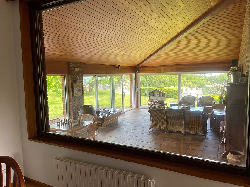 Chalet independiente con piscina privada en Islares