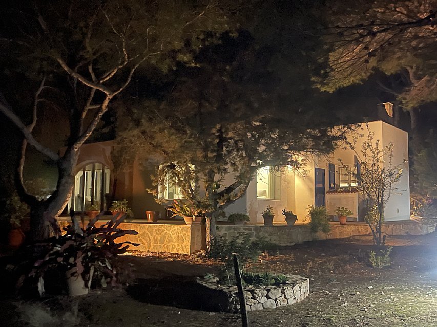 Casa independiente de 3 habitaciones con parcela de 1300 metros en Formentera