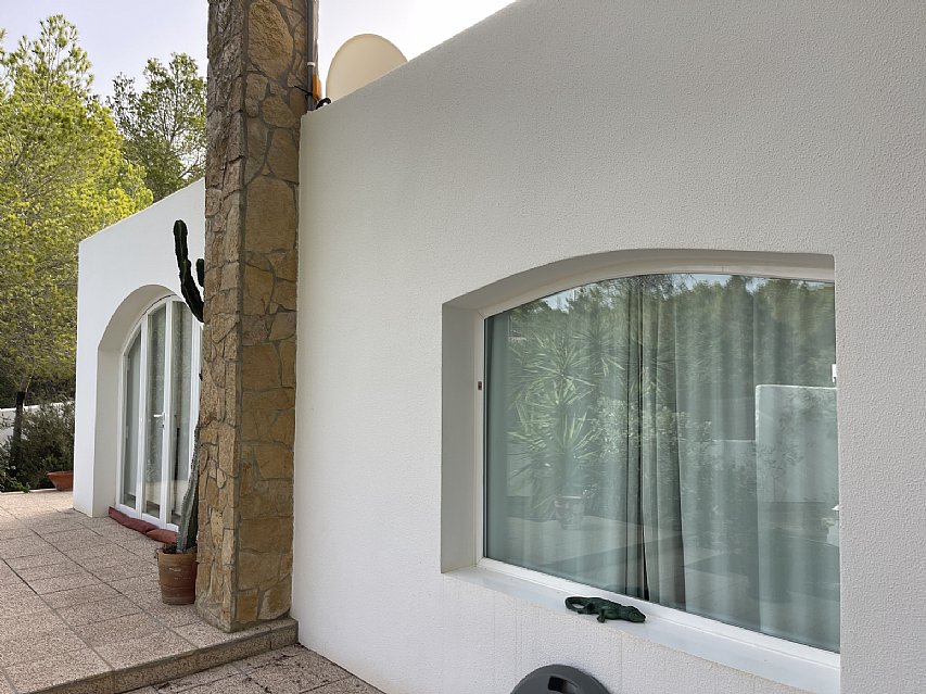 Casa independiente de 3 habitaciones con parcela de 1300 metros en Formentera