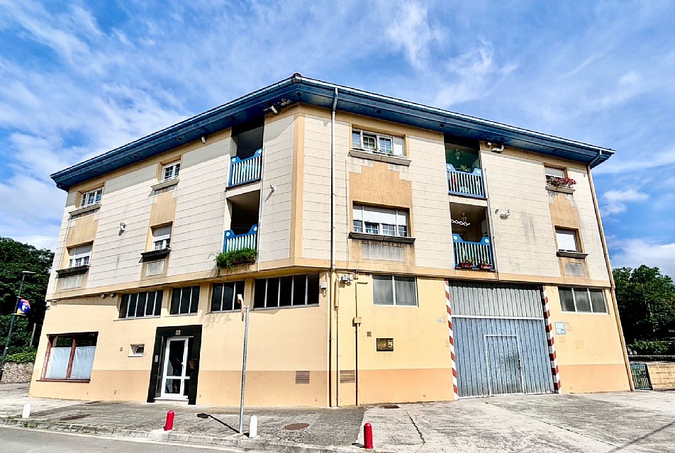 Estupendo piso en Los Corrales de Buelna