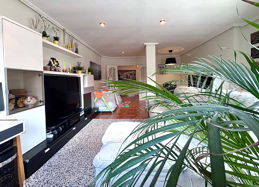 Estupendo piso en Los Corrales de Buelna