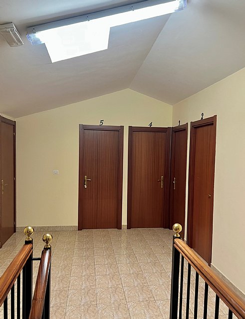 Piso de 3 hab y 1 baño con trastero y 2 plazas de garaje