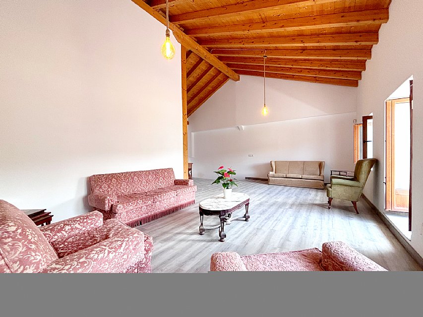 Casa con jardin en Puente Arce