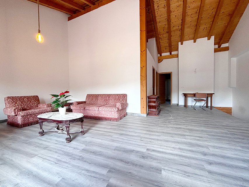 Casa con jardin en Puente Arce