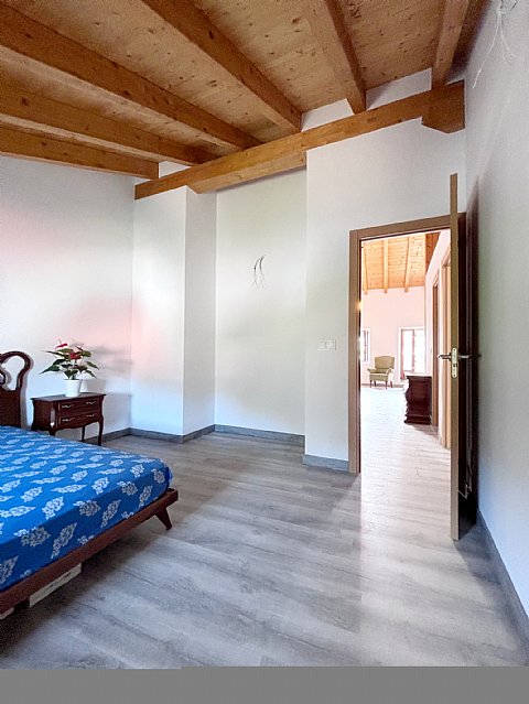 Casa con jardin en Puente Arce