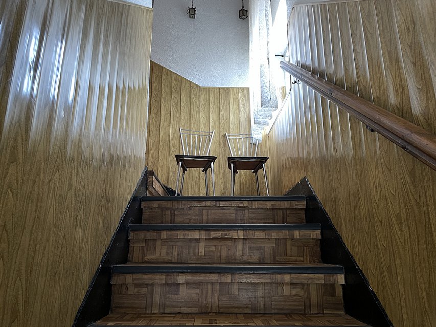 Piso de 3 habitaciones con 40 metros de garaje y 200 metros de jardin privado. 