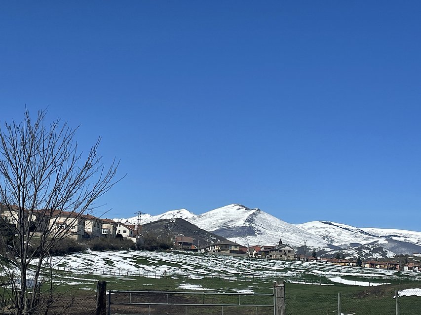 Piso de 3 habitaciones con ascensor y balcón en el centro de Reinosa