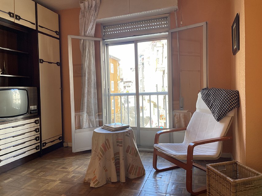 Piso de 3 habitaciones con ascensor y balcón en el centro de Reinosa