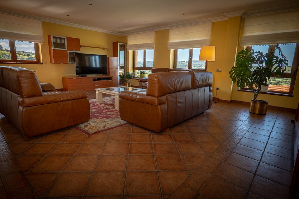 Espectacular chalet independiente en Reocin