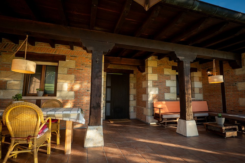 Espectacular chalet independiente en Reocin