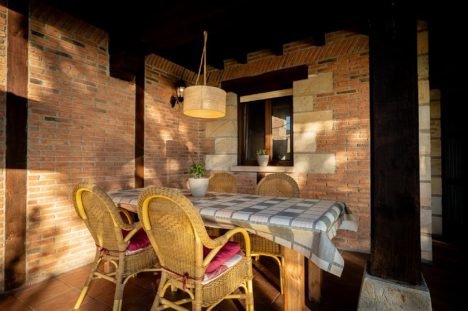 Espectacular chalet independiente en Reocin