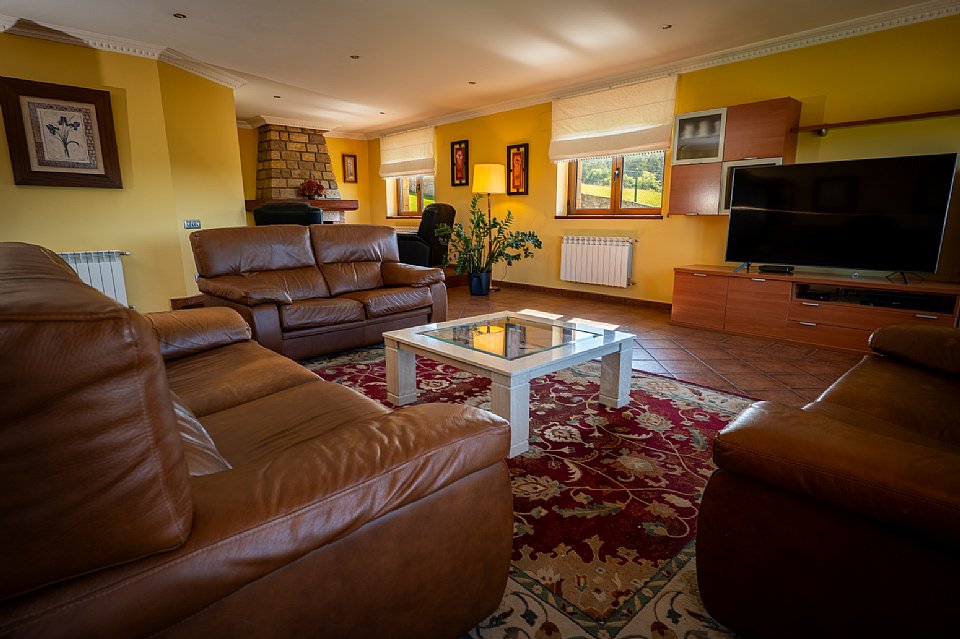 Espectacular chalet independiente en Reocin